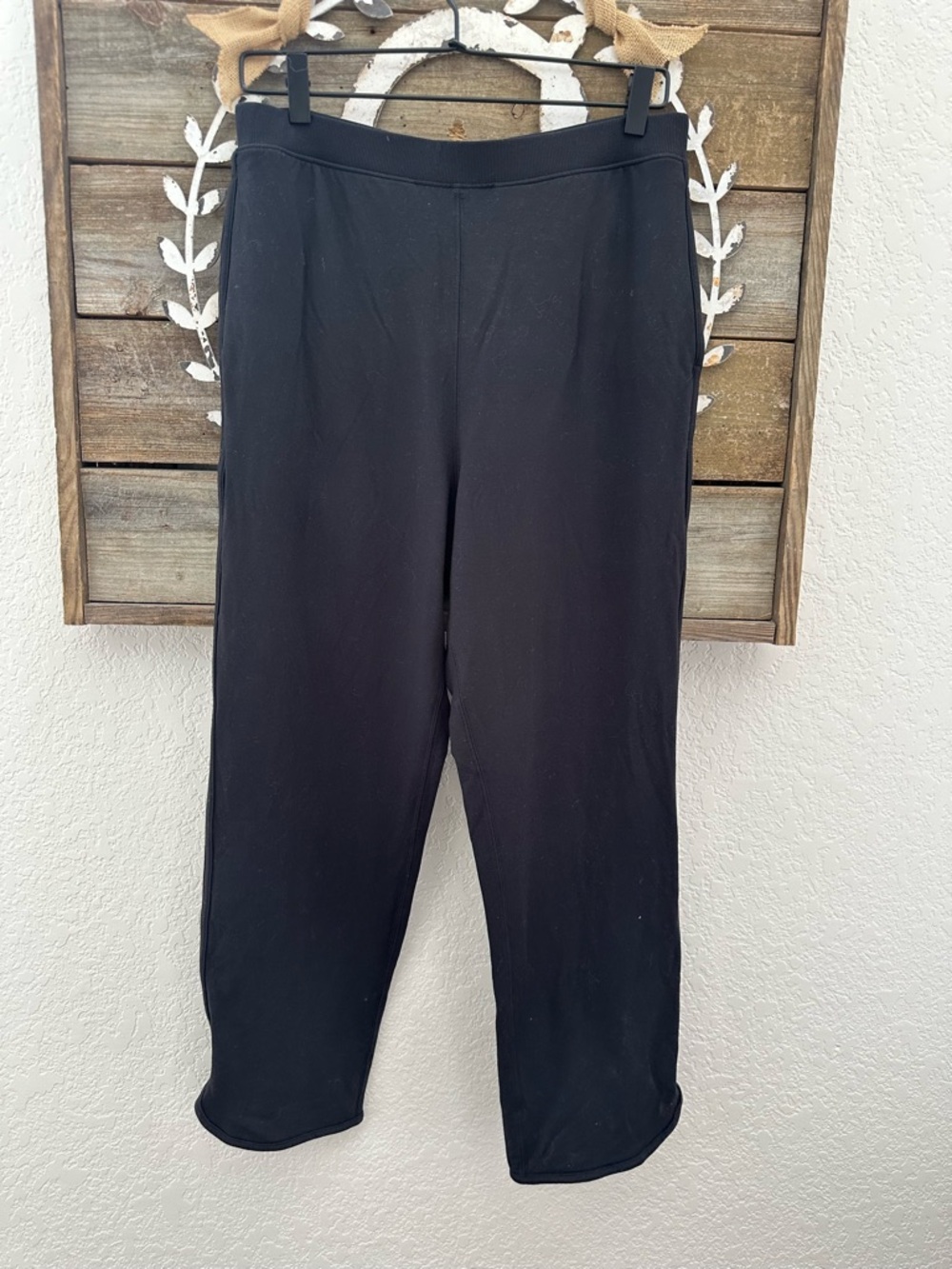 Lululemon Every Moment‎ Black Stretch Modal Pull-On lounge Pants size 10